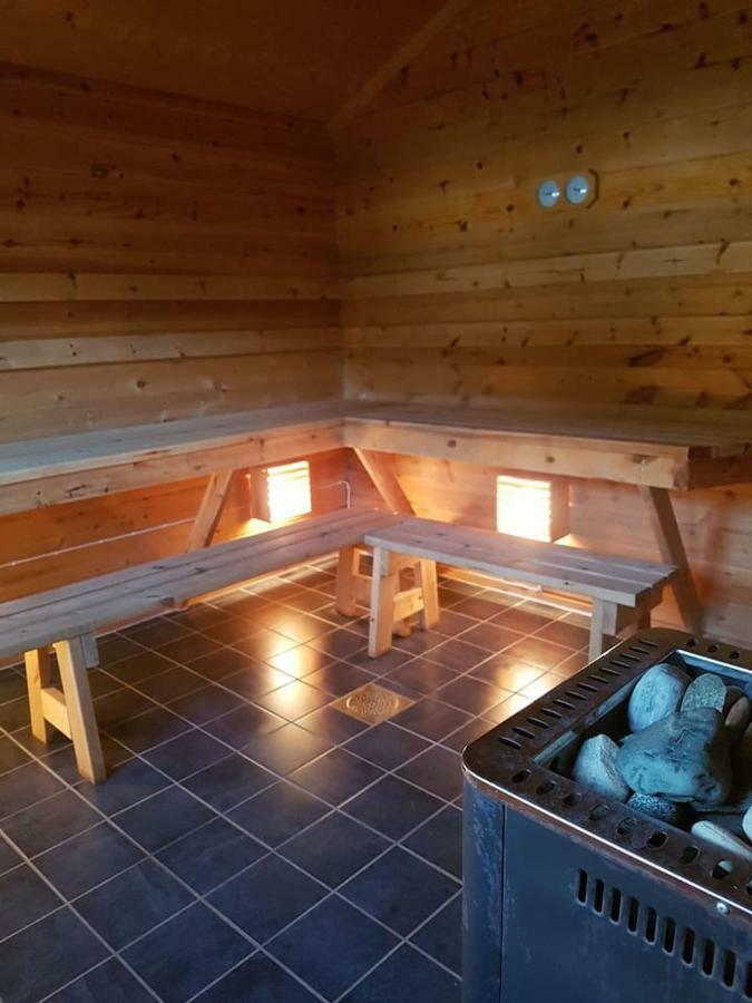 Lyngsalpan Cruise Lodge - Rodtinden Nord-Lenangen 외부 사진